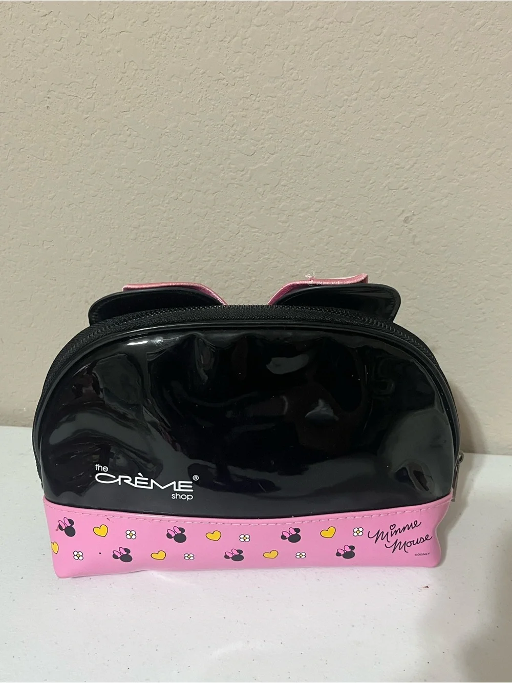 The Crème Shop x Disney Minnie Mouse Dome Travel Makeup Pouch 10x4